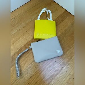 NEW Kendra Scott Wristlet